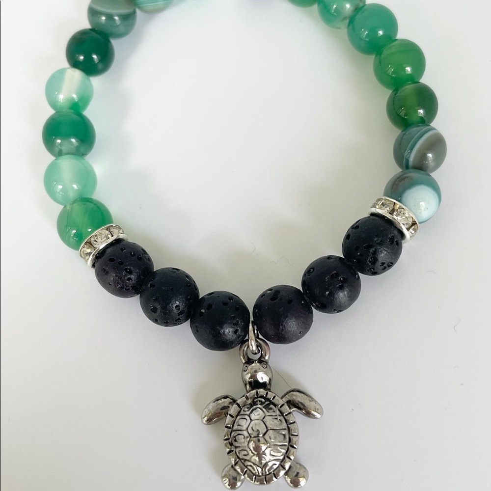 NEW Handmade Natural Stone Sea Turtle Bracelet- Green Agate and Lava Stone - Picture 3 of 7